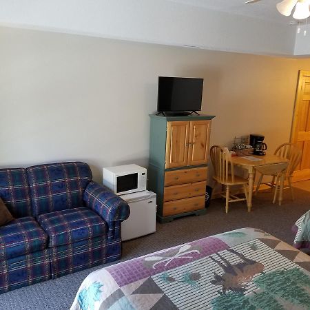 Skyport Lodge Grand Marais Exterior photo